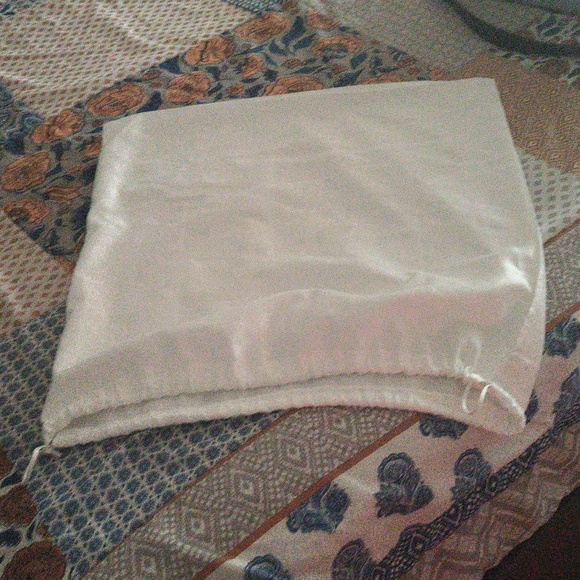 Michael Kors Whitney Blue Leather Handbag - Picture 16 of 16